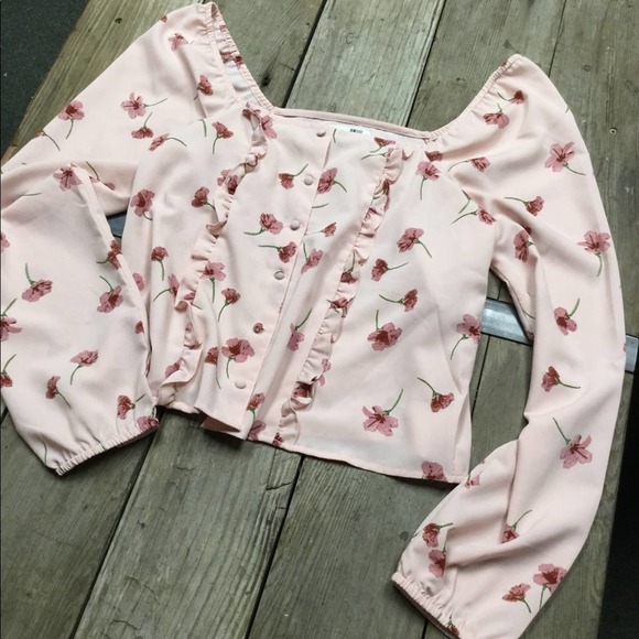 ✨AMUSE SOCIETY✨ // ROSALINA TOP - Picture 5 of 7